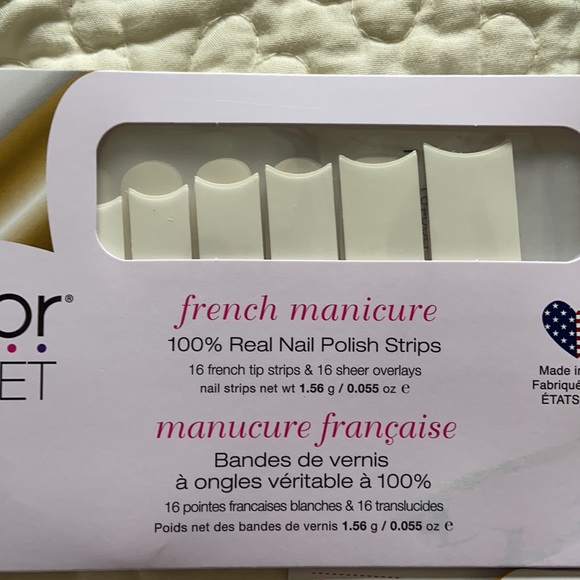 BRAND NEW Color Street nail sets - 4 color and 1 French - Picture 4 of 6